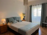 Sun And Ocean House with 2 bathrooms