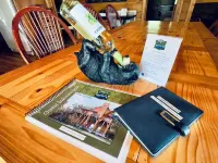 Amazing Mountain Views / Hot Tub / Fireplace / Game Room / Creek / Trails