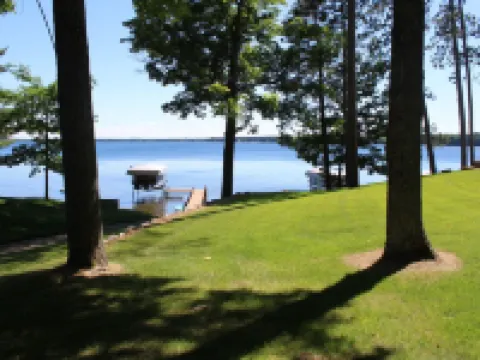 Lake Metonga Cabin Hotels in Forest County