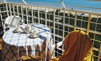 Seafront Flat with Amazing View in Lignano Pineta