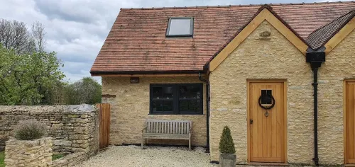 Beautiful self contained character Cotswold style cottage 15