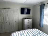 Updated Cozy Condo: 15 minutes from Surfside Beach Hôtels à proximité de : South Strand Recreation Center