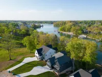 Kayak Kove* DOCK* Lake front Tim's Ford Lake NEW- 2 kayaks