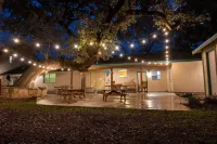 Fun 4/3, Large Yard, Kid-Friendly, Gameroom, Playscape, Fire Pits, Lots More!