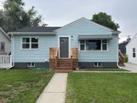 Marvelous Mid-Town 4 Bed / 2 Bath