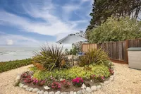 OCEAN FRONT Beach Cottage with Panoramic Views!!! - Wifi