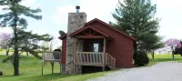 Stones Throw from Giant City Park, Wineries, Hiking, Biking, Hunting and more.