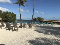 Ocean Front, Renovated. Marina, New Pool/Hot Tub and Private Beach. Top Floor!