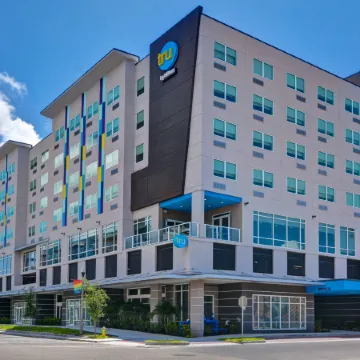 Tru by Hilton St. Petersburg Downtown Central Ave