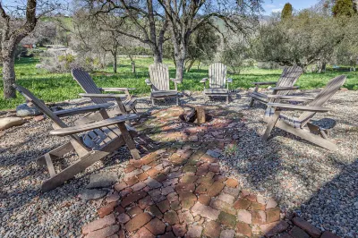 Ping pong, fire pit, record player, & more! Sleeps 8 Hôtels à proximité de : Parc national de Sequoia