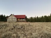 New! Premier 3 bedroom cabin in Taylor Park. Base of the Collegiate Mountains.