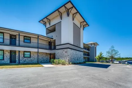 Amazing Waterfront Condo on Possum Kingdom Lake, perfect for families or couples