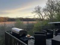 Cozy Cottage With Prairie & Lake Views Near Summer Activities & Lake Geneva