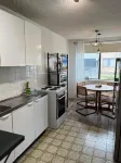 Beachfront Batemans Bay-Batehaven NSW2 bedroom apartment,pool, free parking