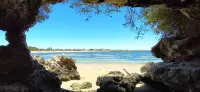 A renovated self-contained guest suite close to the beach