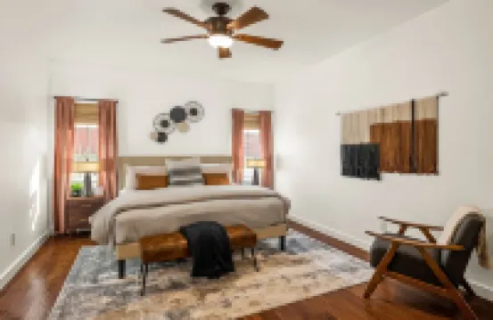 Designer Home in the Heart of Historic Dripping Springs-The Murray House