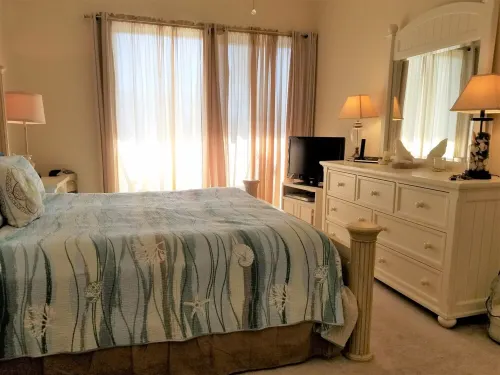Siesta Key Townhome across from Pristine Sand & Blue Waters 2b/2b king queen