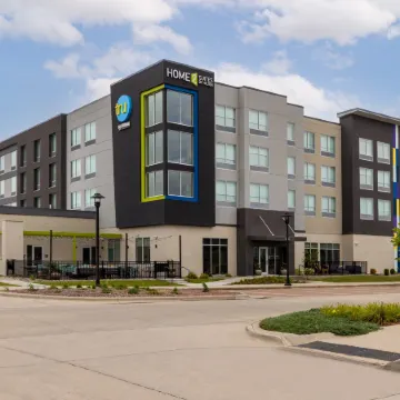 Tru by Hilton Ankeny