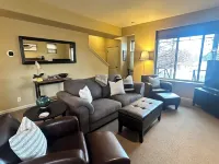 Spacious 3 BDR Pet Friendly, Hottub, Pool Hotels in Hailey