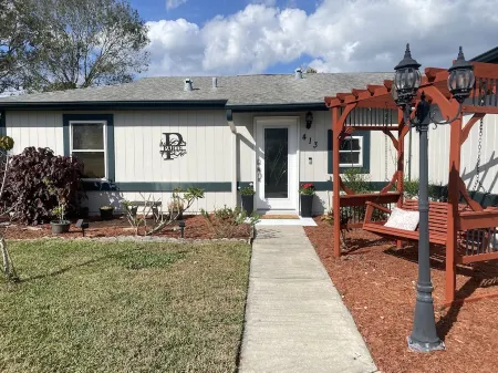 Cozy home complete with pool and outdoor living