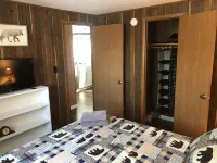 Charming Cottage on a hill by Camelback and Kalahari