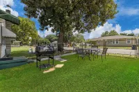 ReNew At JW's & bring your Dog too!