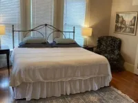 Country Comfort near Nashville at the Flying Pig Inn 奇特姆縣酒店