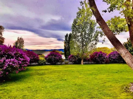 The Outback: w/Hot tub+Tennis