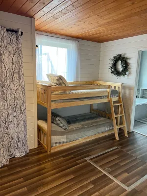 Guesthouse Farm Stay Near the Madison River!