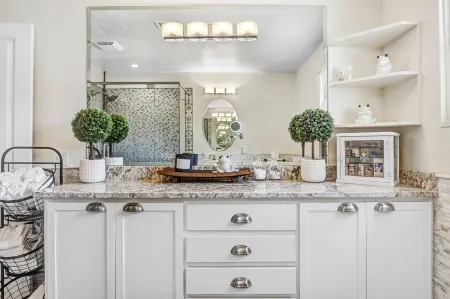 Black Pearl - Apartment near the river Отели в г. Рог Ривер