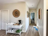 "FLORIDAYS" Newly Completed Private Beach House w/ Heated Pool & Spa. 2 Carts Hotels in Captiva