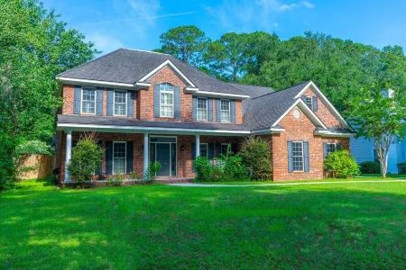 Immaculate 3850 sqft SAVANNAH home for entire family and friends to enjoy