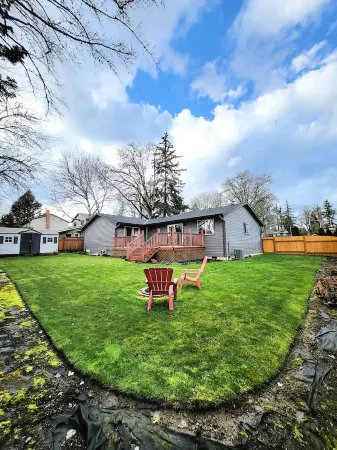 NEW!Beaverton Haven with yard; Pets Allowed