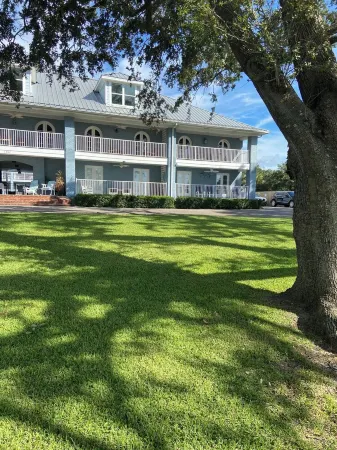 Beautiful Gulf Coast View Отели рядом с Keesler Air Force Base