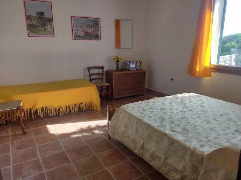 Old renovated farmhouse 300 meters from the sea