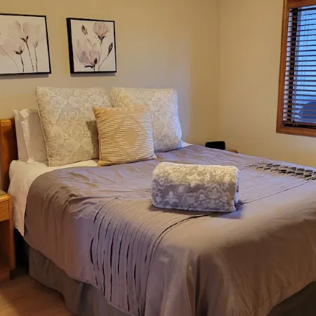 Peaceful Flagstaff Condo only minutes to most attractions!