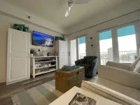 Perfect Romantic Beach Getaway!