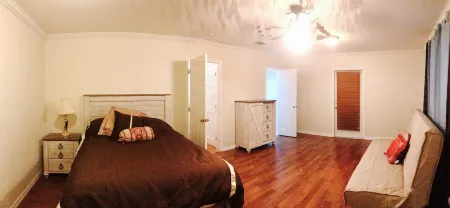 Oak Hill Oasis - Tropical Villa & Salt Pool - BB&T Center, Everglades & Beaches Отели в г. Дейви