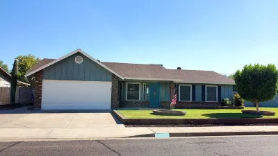 Slice of Paradise - Private Heated pool included! Hotels near Safeway