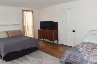 Mammoth Cave-Game Room-Buc-ee’s-Mint Casino-6 Beds-Stocked- Wifi-StockedFirepit!