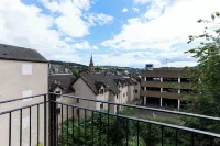 Luxurious City Centre Apartment