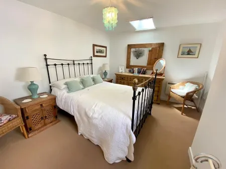 Cosy Character Cottage With Sea View In Mousehole