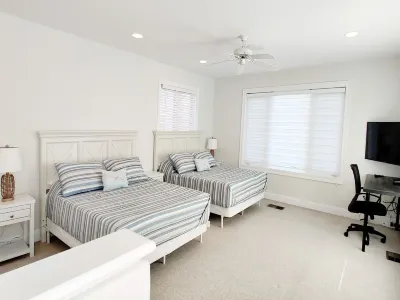 Million dollar villa · Beachfront neighborhood · Free cruise · Resort amenities