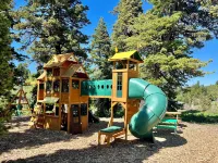 Cozy Mountain escape near Park City w/ game room, hot tub for the whole family