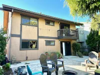 Mid-Century Beach Lodge- 1 Block to Beach!