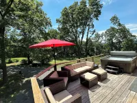 Private 3-Acre 4Br3ba w/Lake Access Off Wine Trail