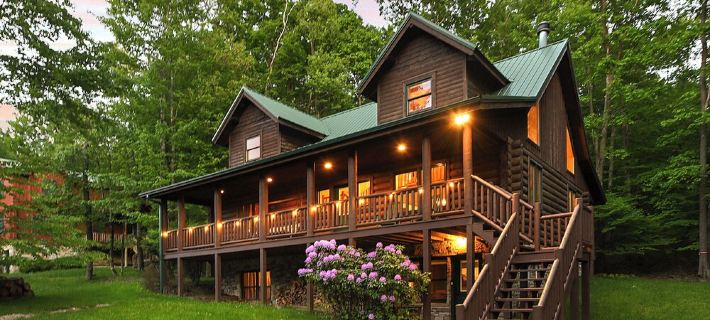 New Listing!  New 7 Person HotTub & GrillFirePit 2 Arcades 9 Minutes to Wisp! Hotels in Garrett County