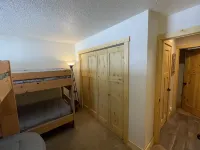 2Bd/2Ba Spacious Condo - Mountain views - Hot Tub