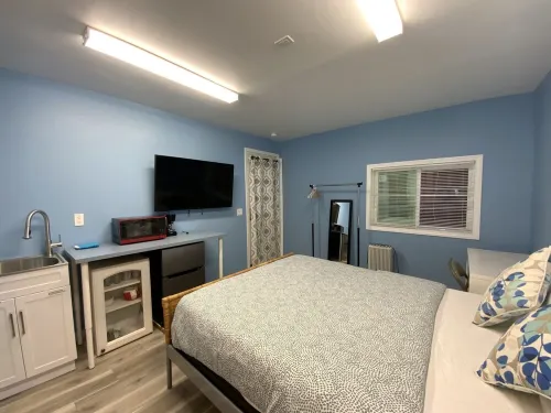 Guest House Pasadena