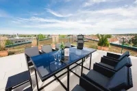 Design Penthouse - 4BR - 2 Bath - Rooftop - Whirlpool - 2 Parking
